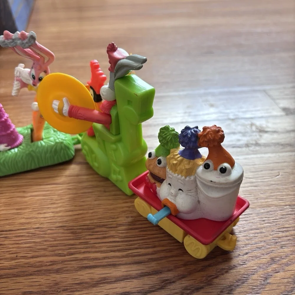 McDonalds Happy Meal 1994 Happy Birthday‎ COMPLETE SET